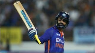 Dinesh Karthik Leapfrogs MS Dhoni En Route To His Maiden T20I Fifty For India vs South Africa In Rajkot During 4th T20I | Check Stats